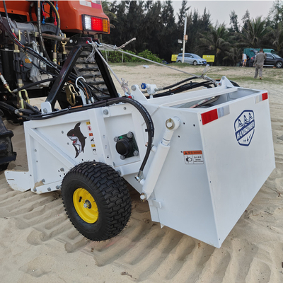 Tractor de limpieza de playas de arena industrial montado con pantalla vibratoria controlada hidráulicamente